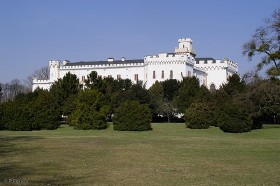 Rusovce Mansion (photo by Peter Fenďa) Rusovce Mansion (photo by Peter Fenďa)