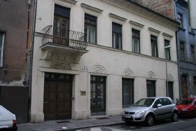 Liter&aacute;rny fond (foto Tim Doling)
