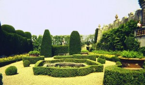 Lower parterre garden with lilie pond