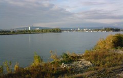 Danube river near Bratislava (photo by Ivan Ciglan)