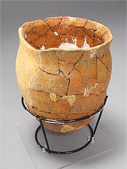 Earthenware of mainland Okinawa