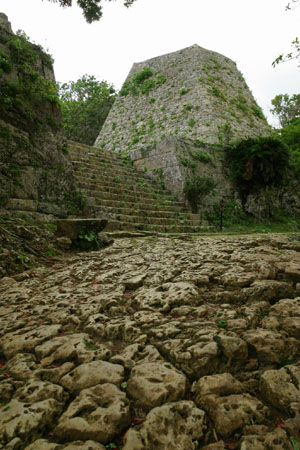 Stone step to third enclosure