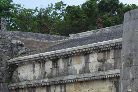 Layered broad concave tiles